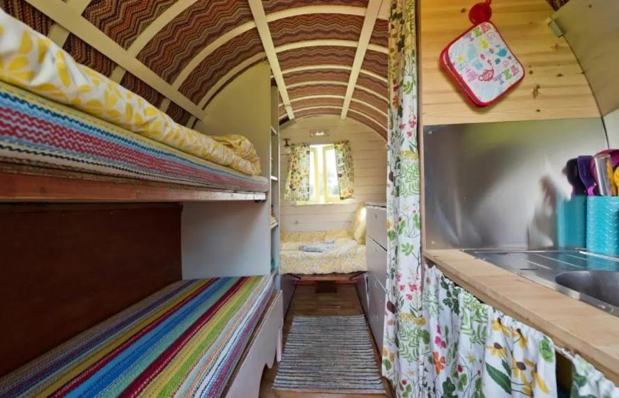 Clissmann Horse Caravans Glamping Rathdrum Buitenkant foto